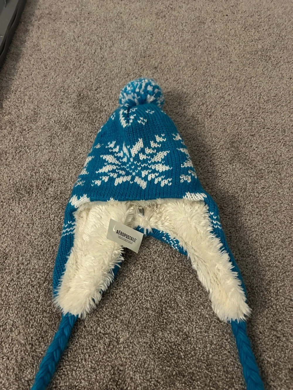 Brand New Aeropostale Blue and White Winter Hat